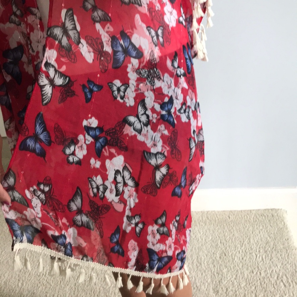 Red, Floral & Butterfly Print Kimono - Picture 7 of 8